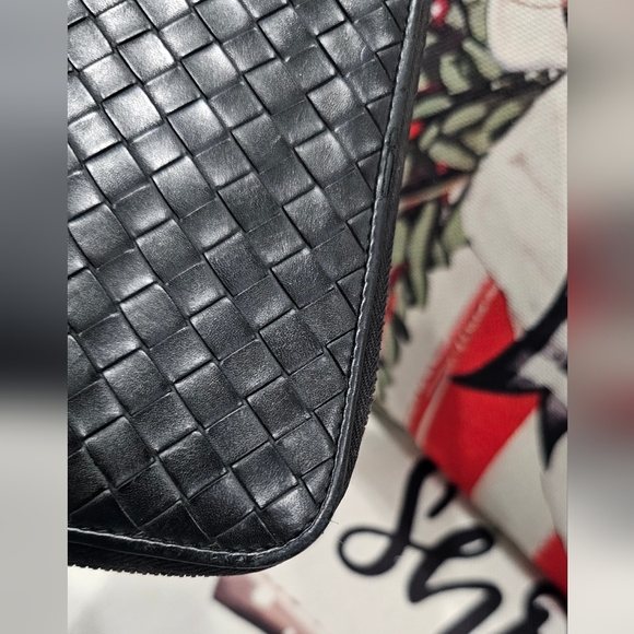 BOTTEGA VENETA Leather Intrecciato Nappa Zip-Around Wallet - Picture 6 of 15